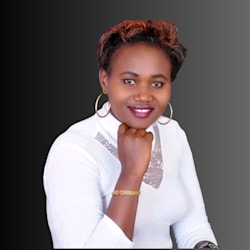 lisa_nyamburaa