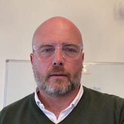 daniel_bennet09