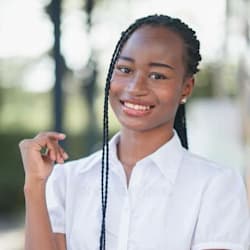 ikeola_olawa