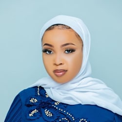 zhuri_wambui
