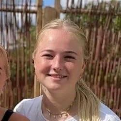 caitlin_easterb