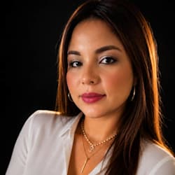 adrianacarmo724