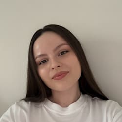 alena_zavarzina