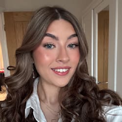 oliviapasfield