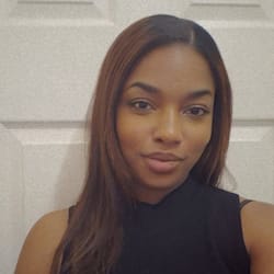 kamaria_reis