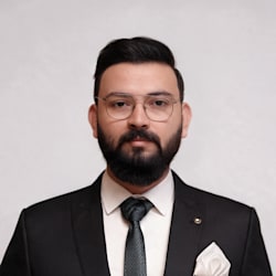 zia_khan20
