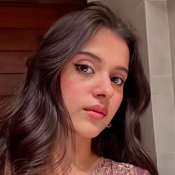 ayesha_7664