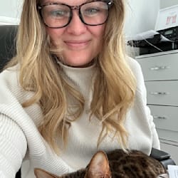 megan_bus