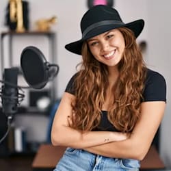 andria_singer1