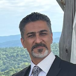 reza_sakhravi