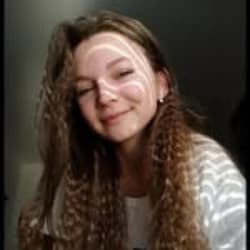 violette_mcdani