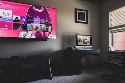 Advertisement on a TV displayed in a room