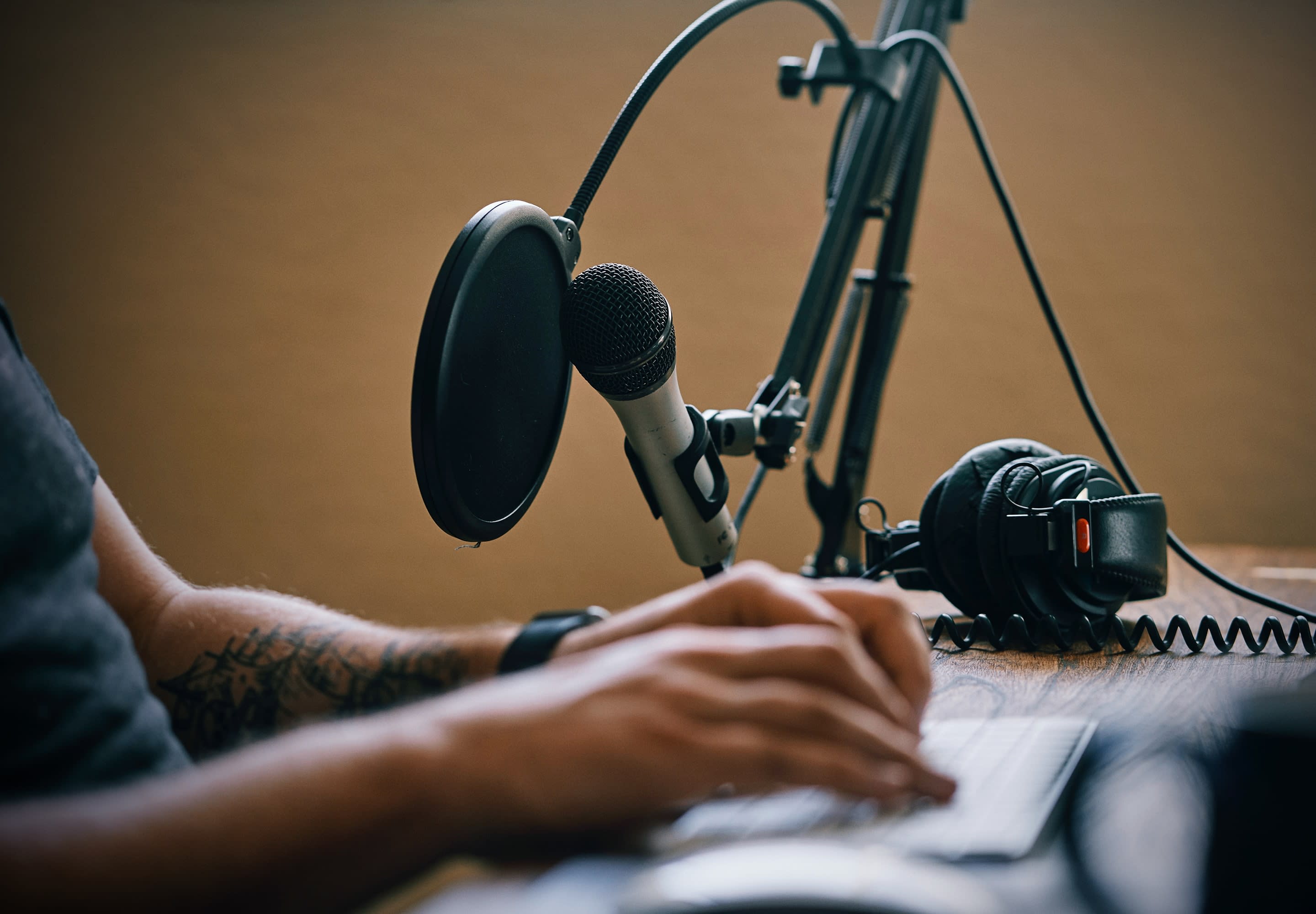 How Much Does It Cost To Start A Podcast 