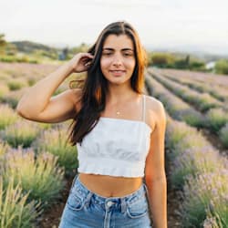 faye_jones01