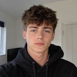 lucas_2255