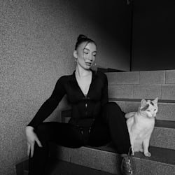 naomijoetr