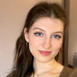 adriana_miner