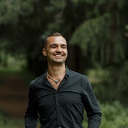 adamianpiano