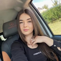 julie_schult