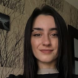 kate_uzkikh