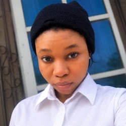 vicky_favour