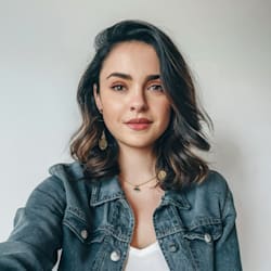laura_walker01