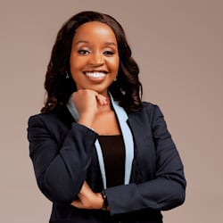 nelly_nyeresa
