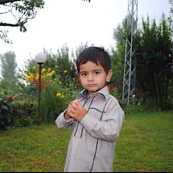 momina2211