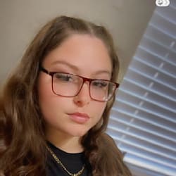 courtneyyv