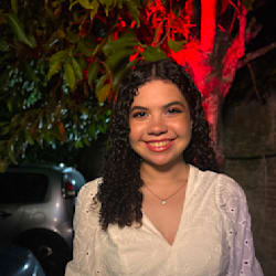 lauracadaval_