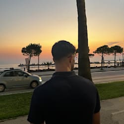 aggelos_adoniou