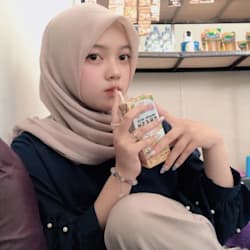 lesly_lia