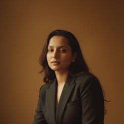 rakhi_dv