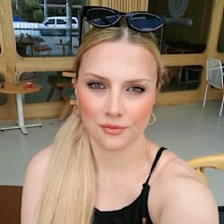 eve_louat