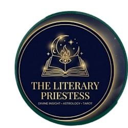 lit_priestess