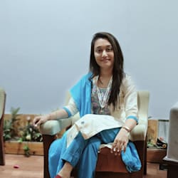 dr_dolly_shah