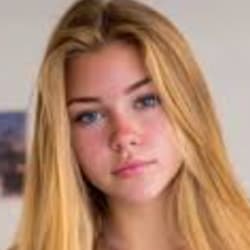izlla_peck
