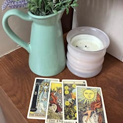 krystal_tarot