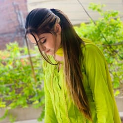 designeriqra689