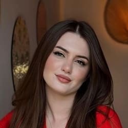 elizabeth_cowle
