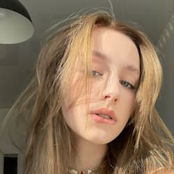 yeseniaalmanz