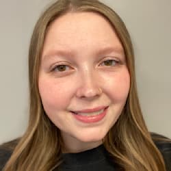 alexis_tabbert