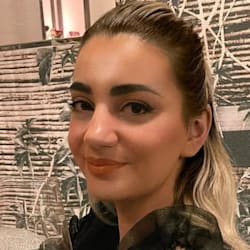 sara_laloshi