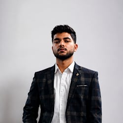 abhii_shrmaa
