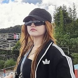 amelia_foy