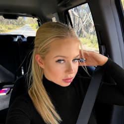 ameliacarter_
