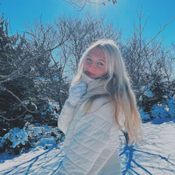 phoe_blue