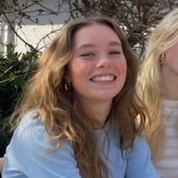 sophie_see7