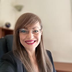 simona_tricoli