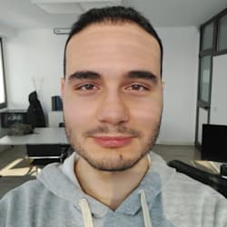 helyos18